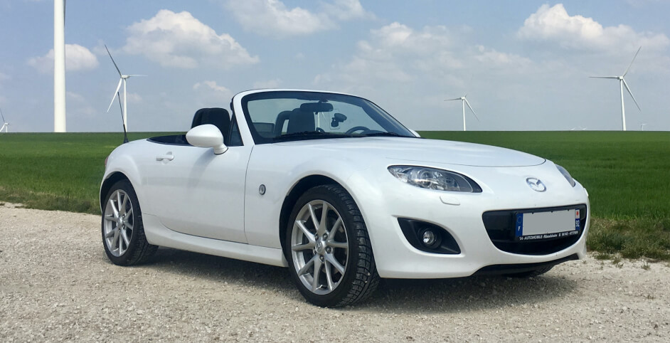 Mazda MX-5 Miata Convertible